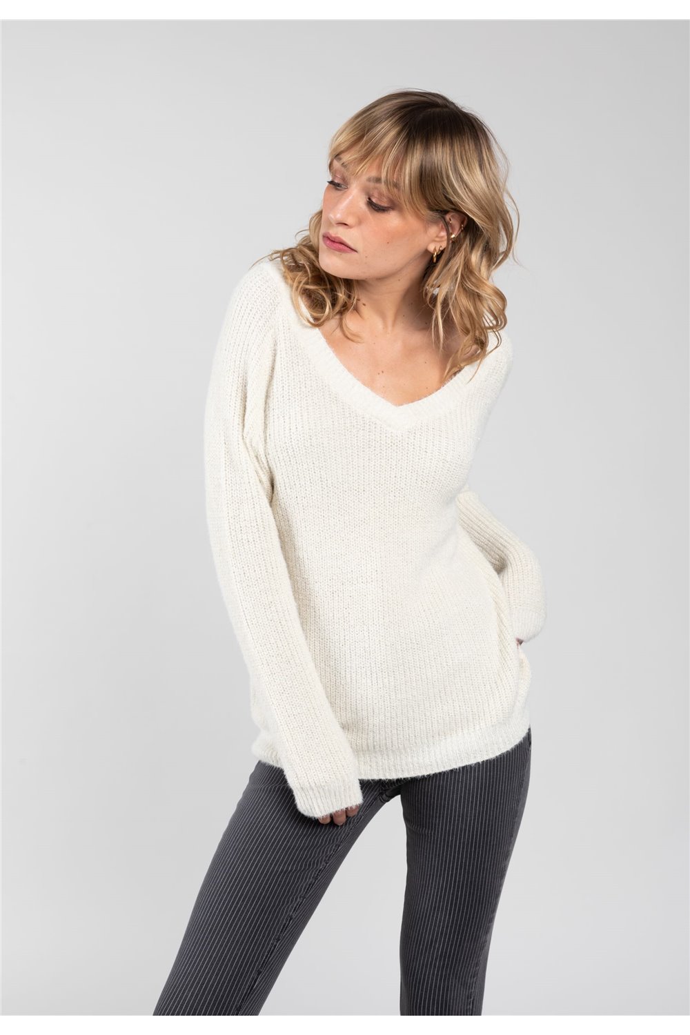 pull-armelle-deeluxe-écru-lurex-col V-dos V-maille-brillant-mohaire-polyamide