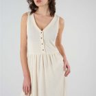 robe-aria-deeluxe-écru-off-white-sans-manches-gaufré-boutonné-polyester-élasthanne-longue