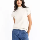 pull-sans-manches-a-col-montant-creme-molly bracken