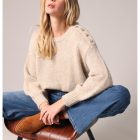 Pull MANI Pull en tricot avec boutons décoratifs beige deeluxe