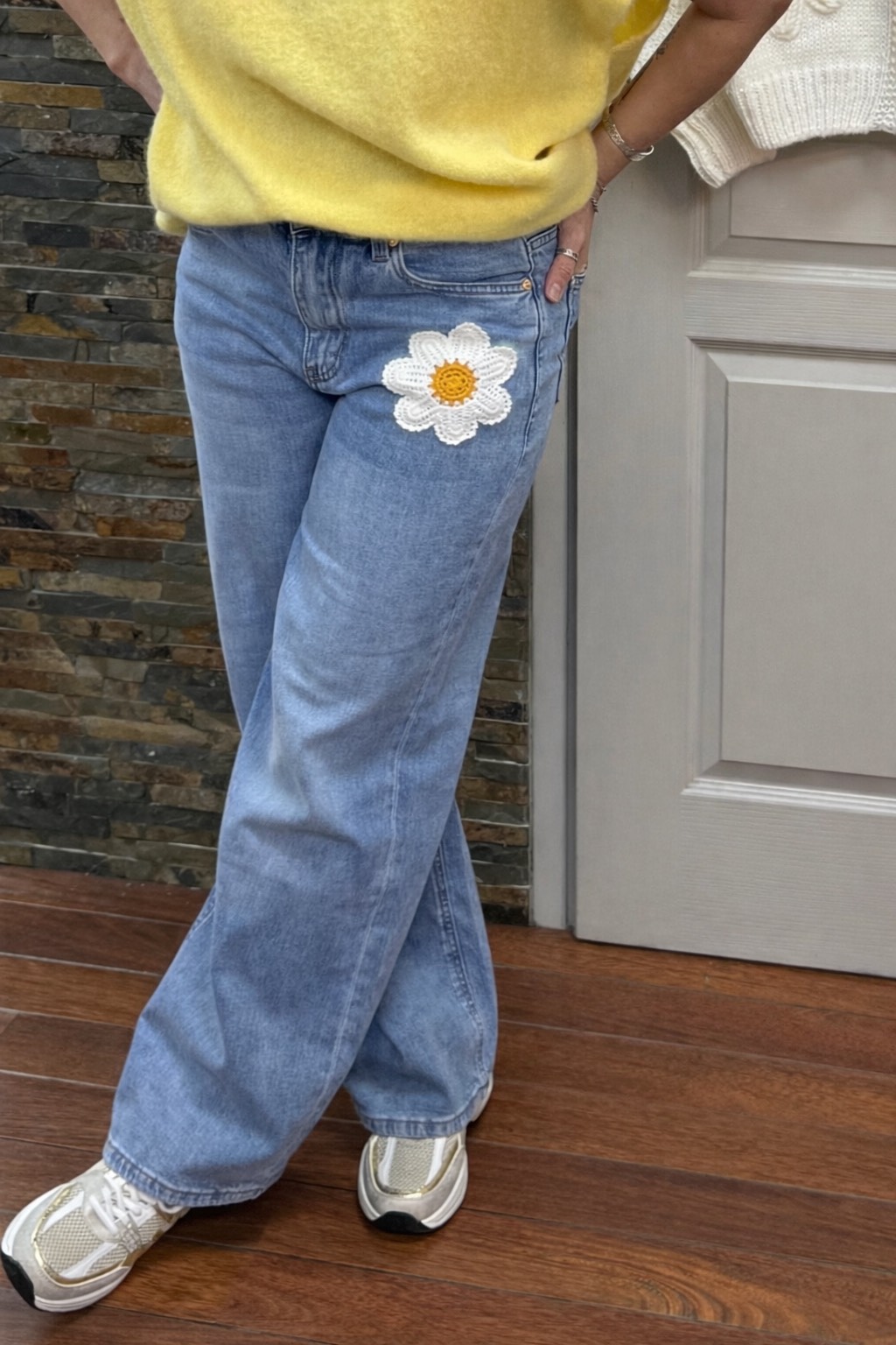 jeans marguerite broderie