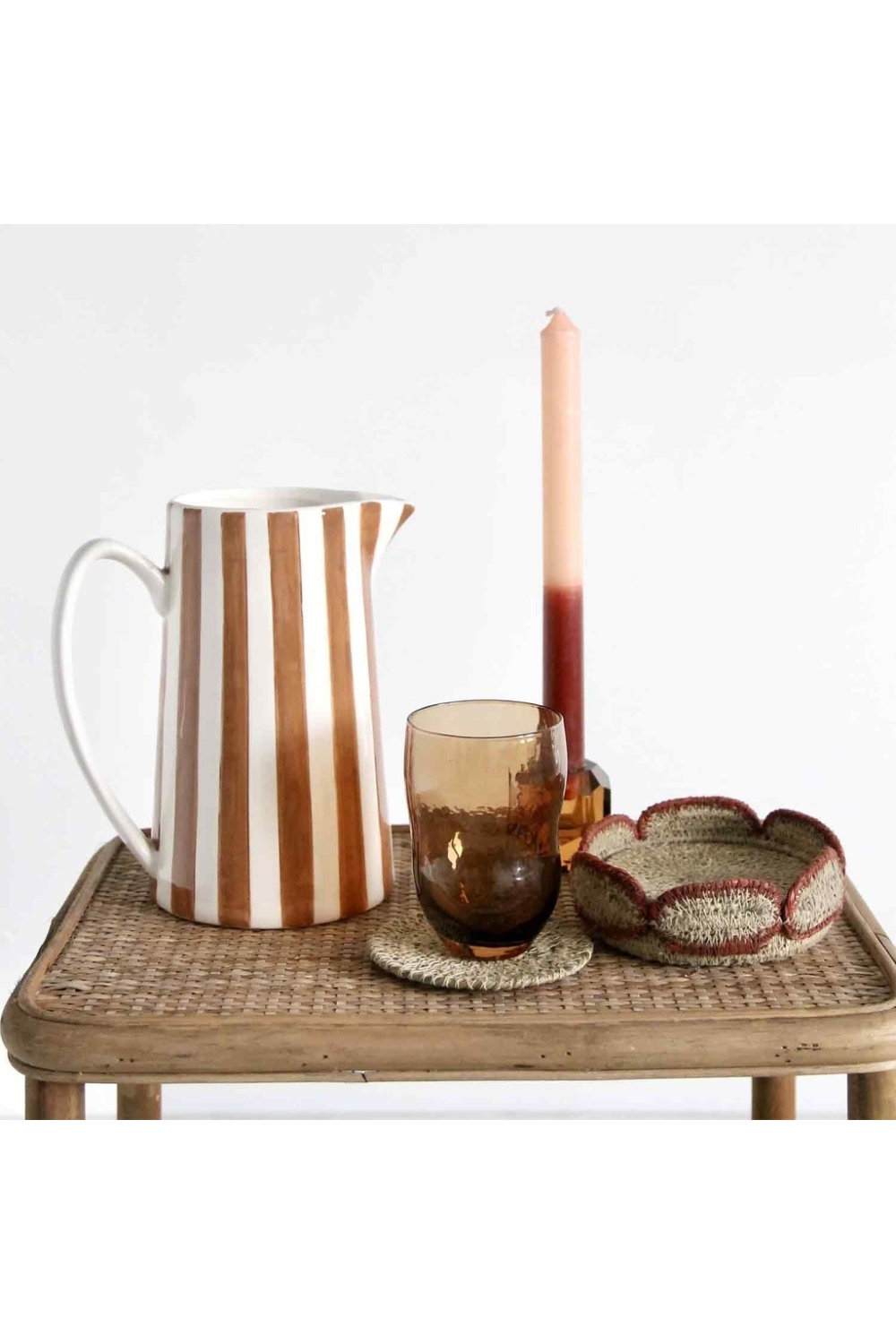 pichet-a-rayures-marron (2) Pichet rayure gm marron L17,8 P12,5 H21,3cm Réf. : 015926 opjet
