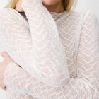 Top en dentelle transparente manches longues ecru Aube grace et mila