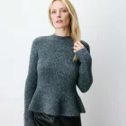 Pull peplum en maille côtelée col cheminée anthracite Alvar GRACE &MILA